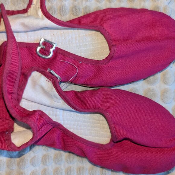 Hot Pink Flats with a strap - Picture 2 of 4